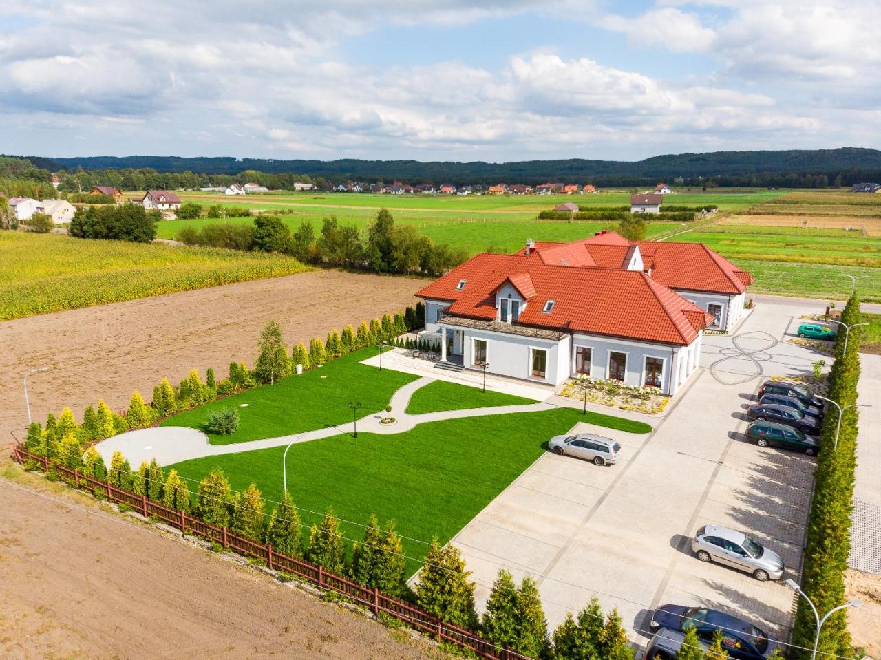 Dworek Czardasz Strzebielino - Wejherowo Exterior foto